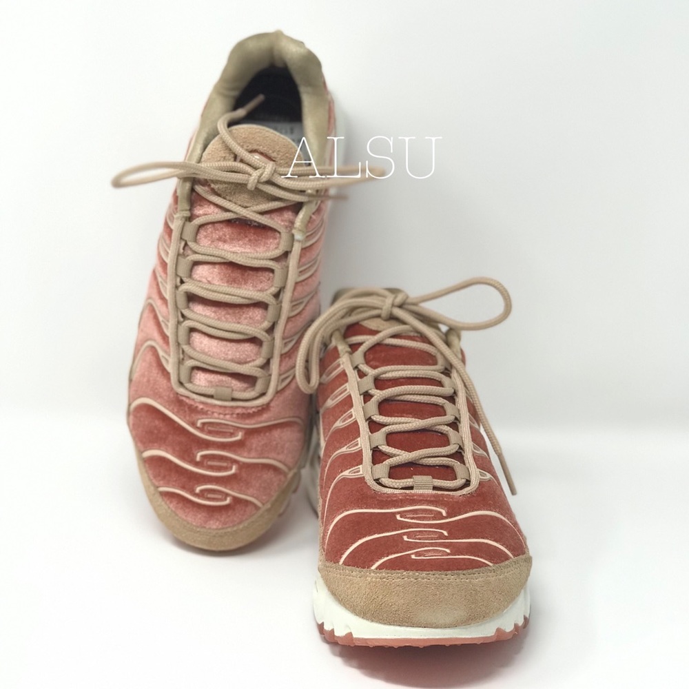 NWT Nike Air Max Plus LX Dusty Peach 🍑 W AUTHENT - Picture 4 of 7